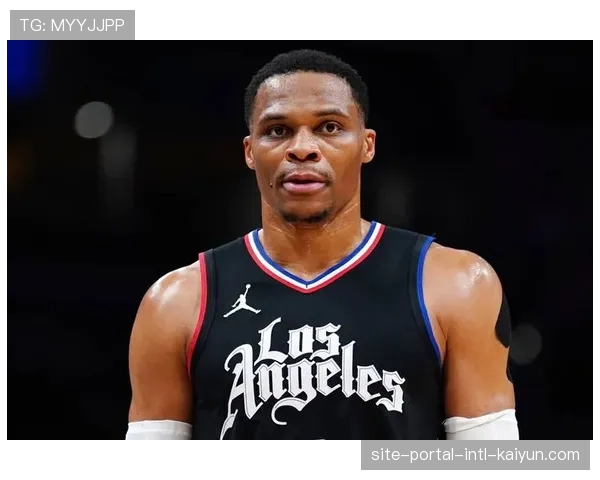 威少成最年长斩获20+10+5+抢断后卫球员